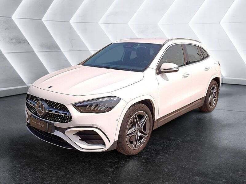 Bianco Usata 2023 Mercedes GLA200 Advanced Plus SUV | 39.700 € (Buon prezzo) - Immagine 1/4