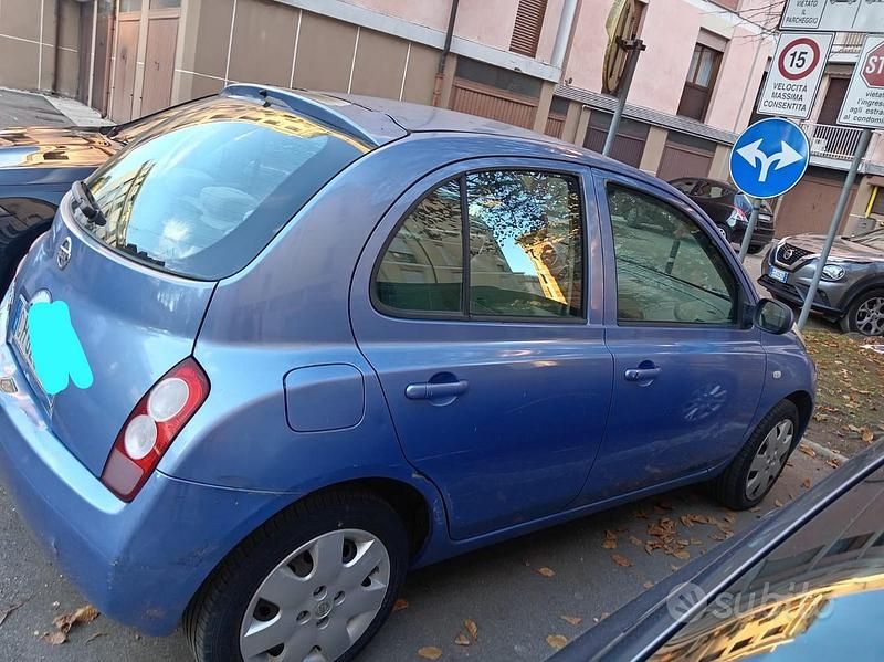 Usata Nissan Micra 80 CV (58 kW) 2003 Blu Berlina