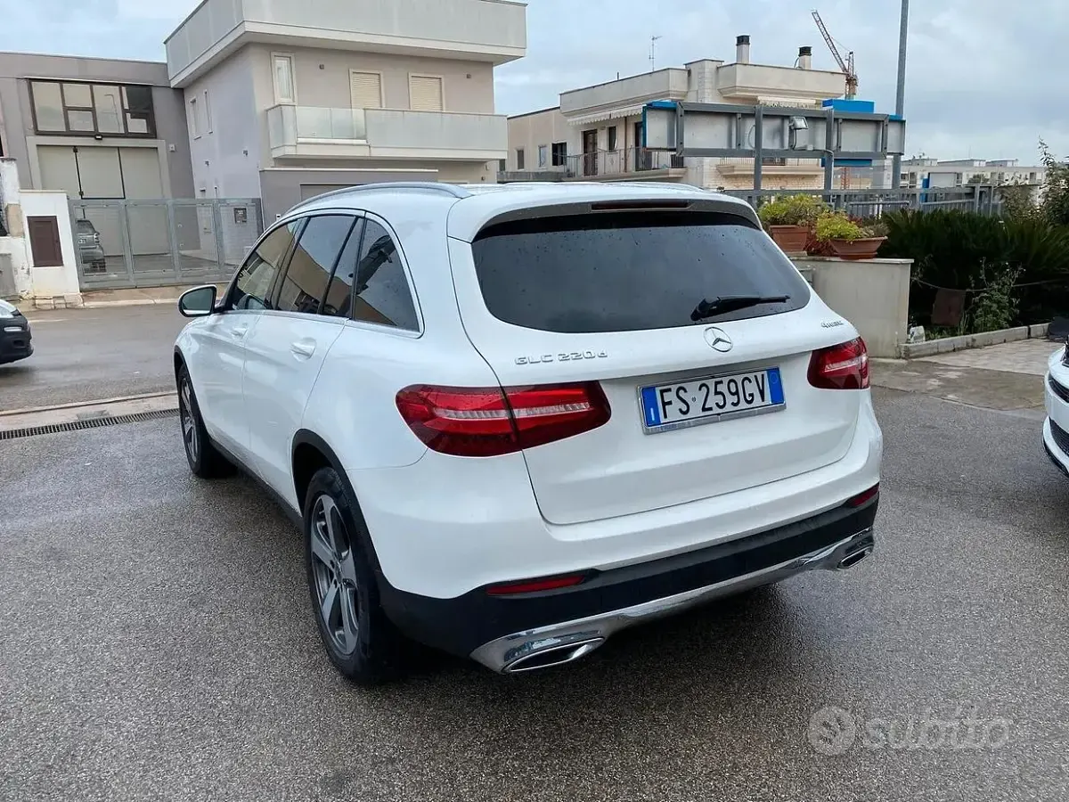 Usata Mercedes GLC220 170 CV (125 kW) 2017 Bianco SUV