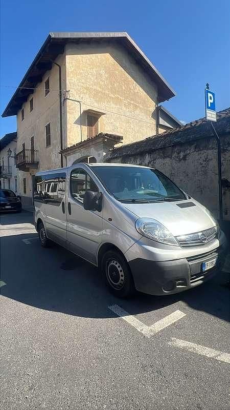 Usata Opel Vivaro 114 CV (83 kW) 2011 Monovolume