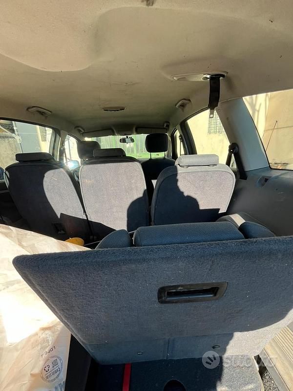 Usata Ford S-MAX S 145 CV (106 kW) 2007 Grigio Monovolume