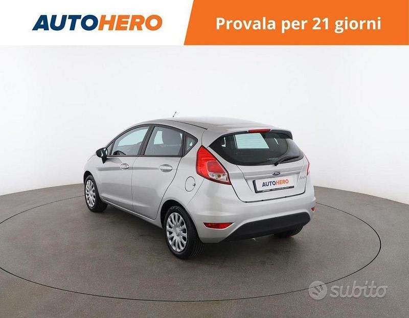 Usata Ford Fiesta Business Edition 60 CV (44 kW) 2017 Grigio Berlina