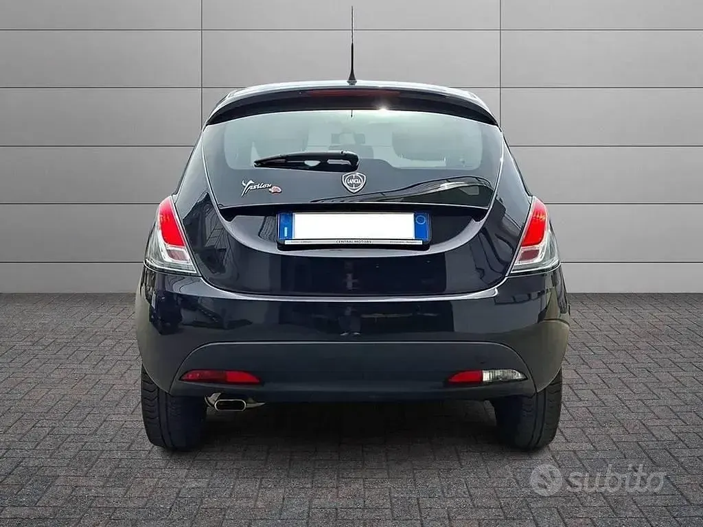 Usata Lancia Ypsilon 69 CV (50 kW) 2014 Aqua Utilitaria