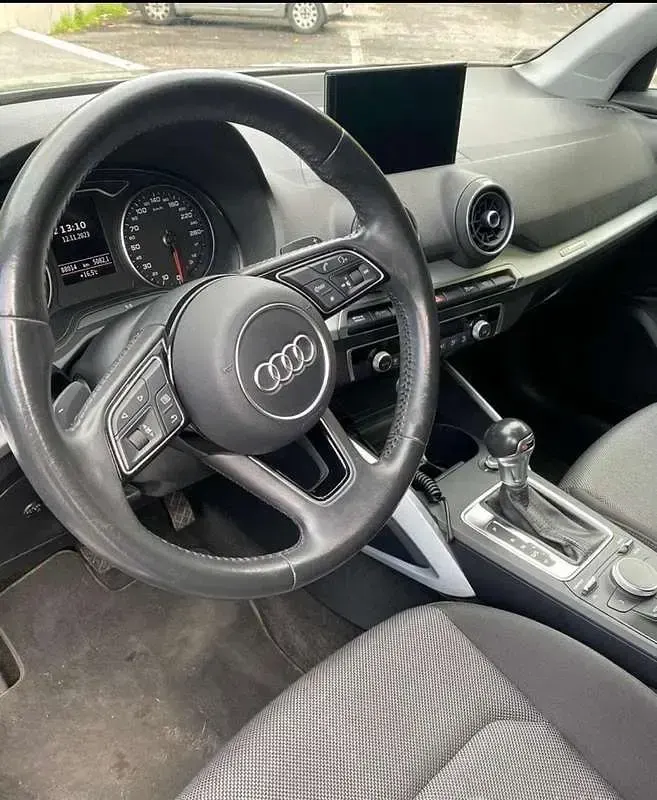 Usata Audi Q2 Design 116 CV (85 kW) 2019 Grigio SUV