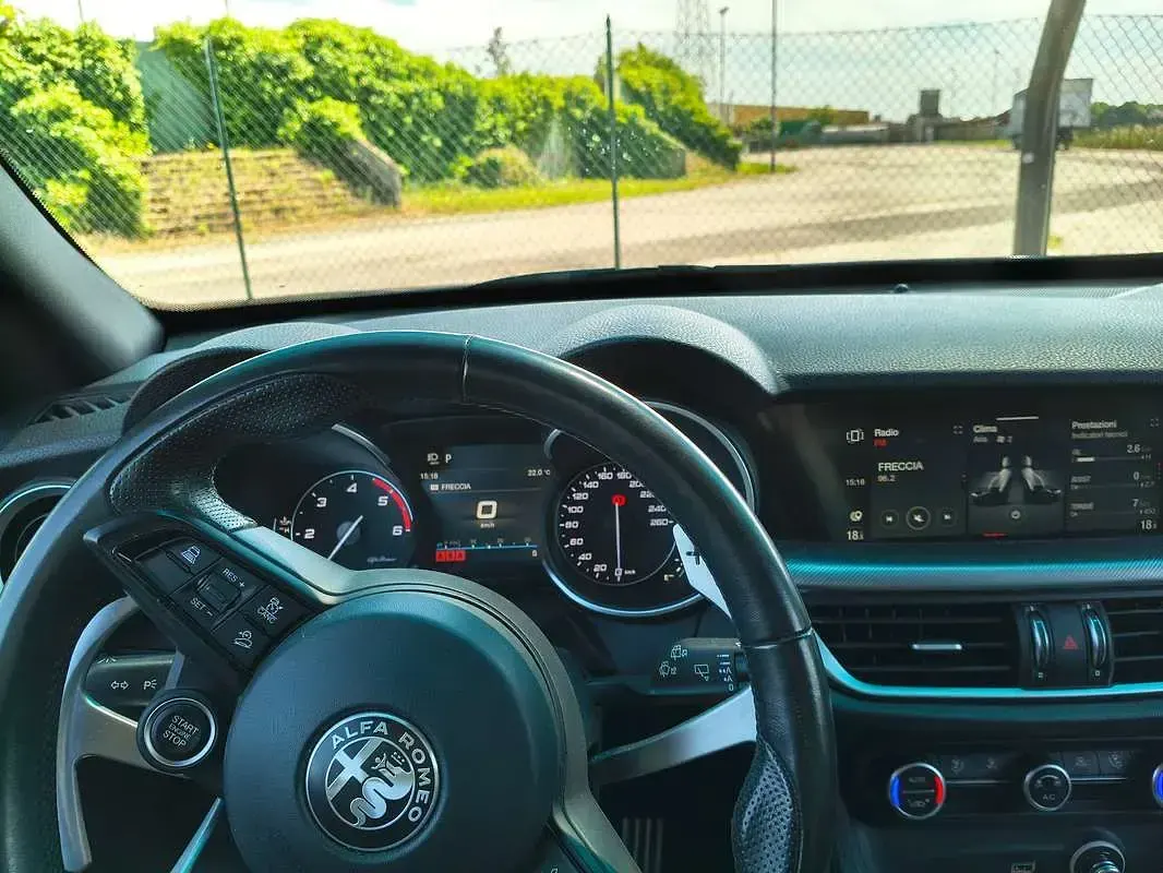 Usata Alfa Romeo Stelvio Sprint 190 CV (139 kW) 2022 Bianco SUV