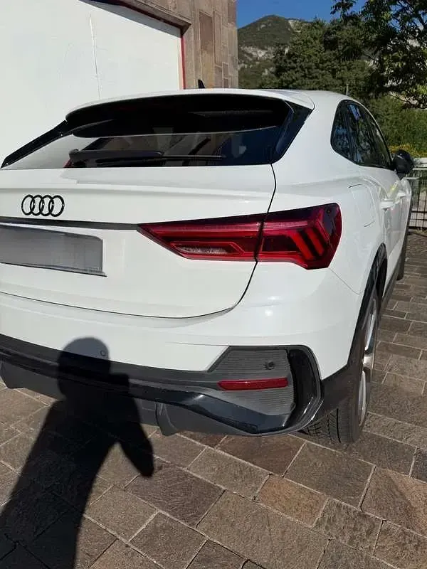 Usata Audi Q3 Sportback S-Line 150 CV (110 kW) 2023 Bianco SUV
