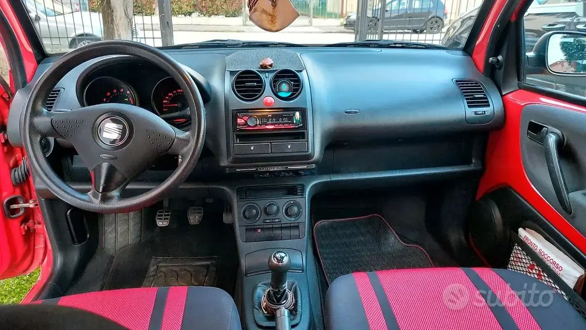 Usata Seat Arosa 50 CV (36 kW) 2003 Rosso Utilitaria