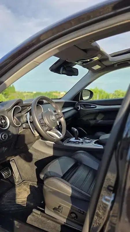 Usata Alfa Romeo Stelvio Veloce 209 CV (153 kW) 2020 Nero SUV