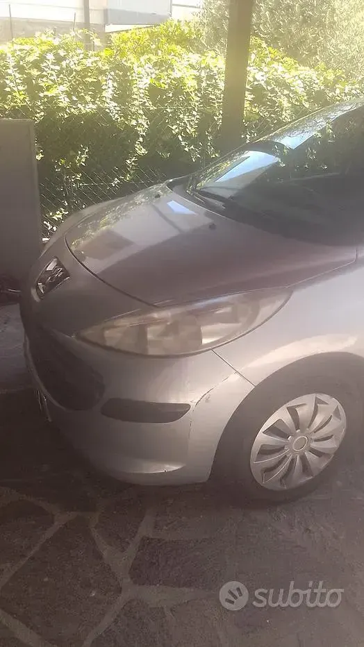 Usata Peugeot 207 88 CV (64 kW) 2006 Grigio Berlina