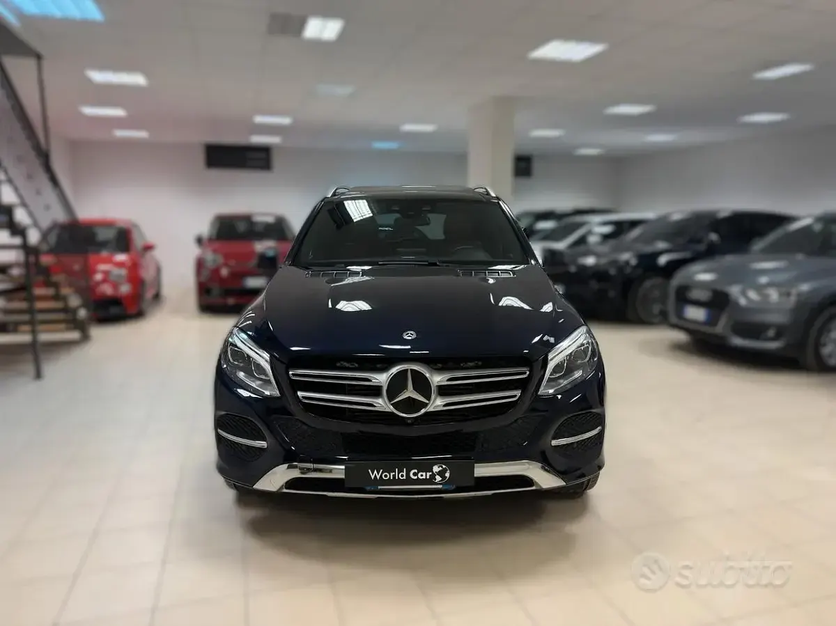 Begagnad Mercedes GLE350 Premium Plus 258 HK (189 kW) 2018 Blå SUV