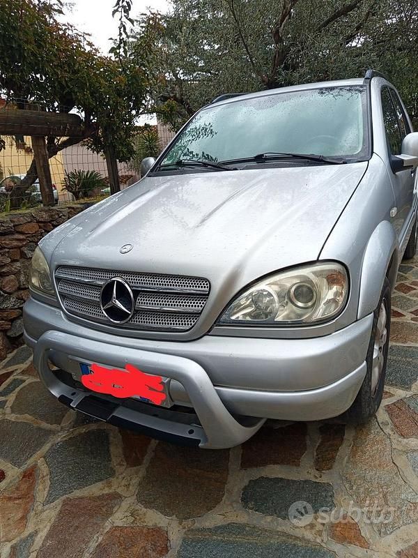 Usata Mercedes ML270 2001 Grigio SUV
