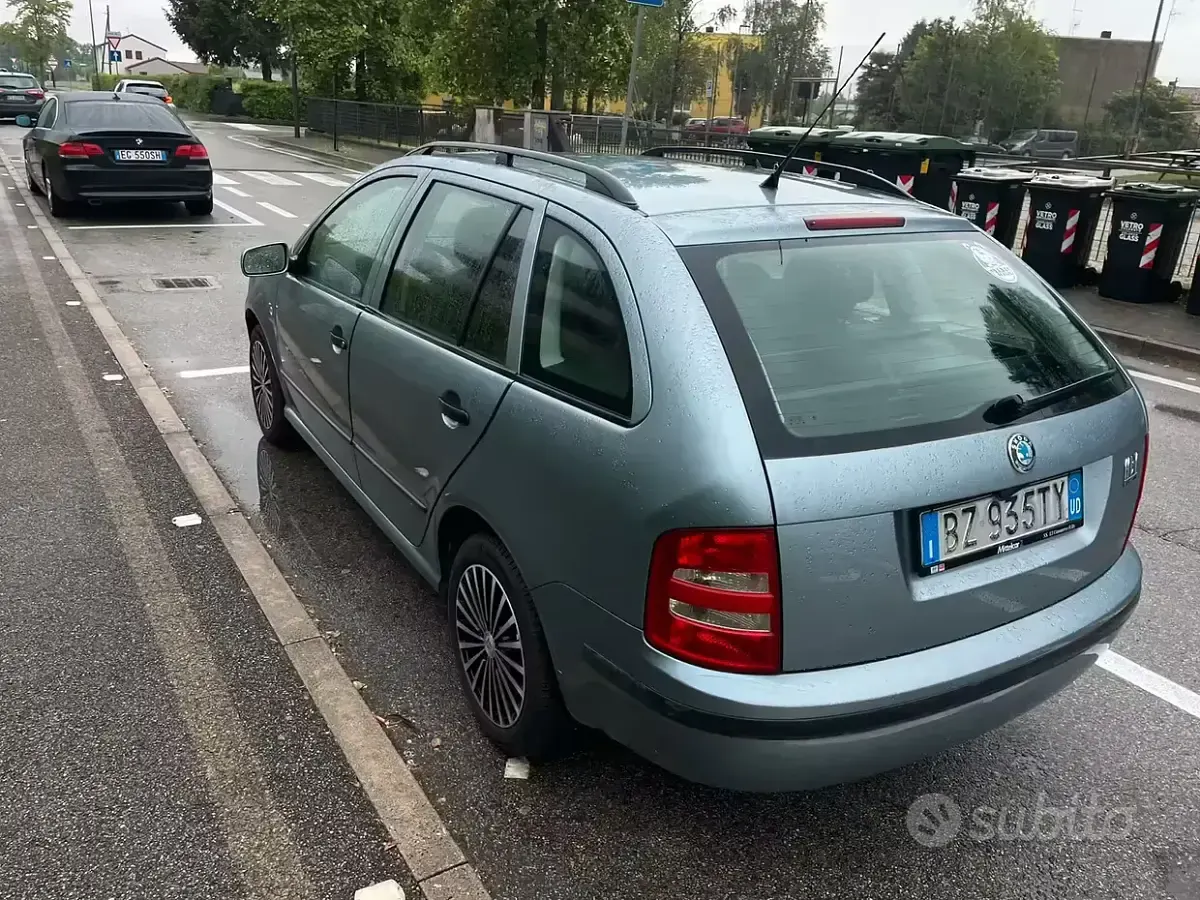 Usata Skoda Fabia 75 CV (55 kW) 2003 Station wagon