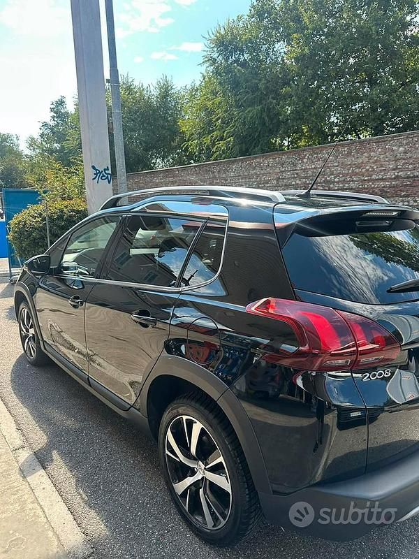 Usata Peugeot 2008 2017 SUV