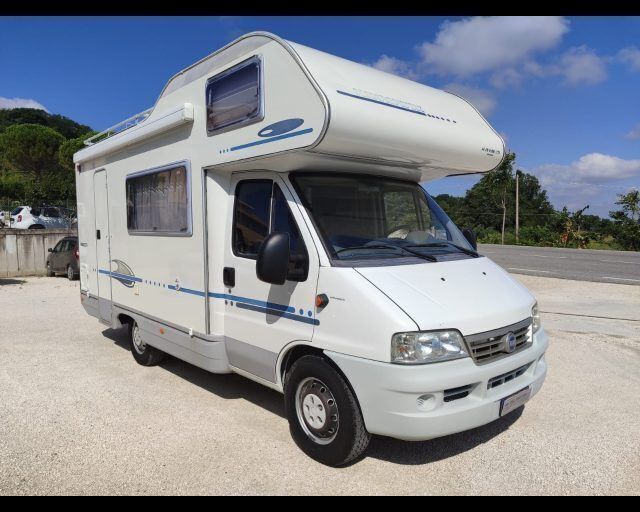 Usata Fiat Ducato 15 128 CV (94 kW) 2004 Bianco Furgone