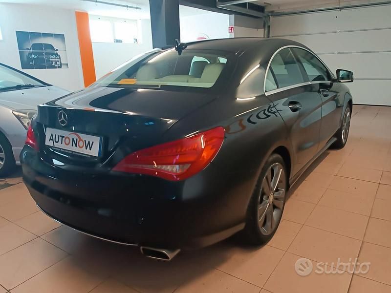 Usata Mercedes CLA200 156 CV (114 kW) 2015 Nero Berlina