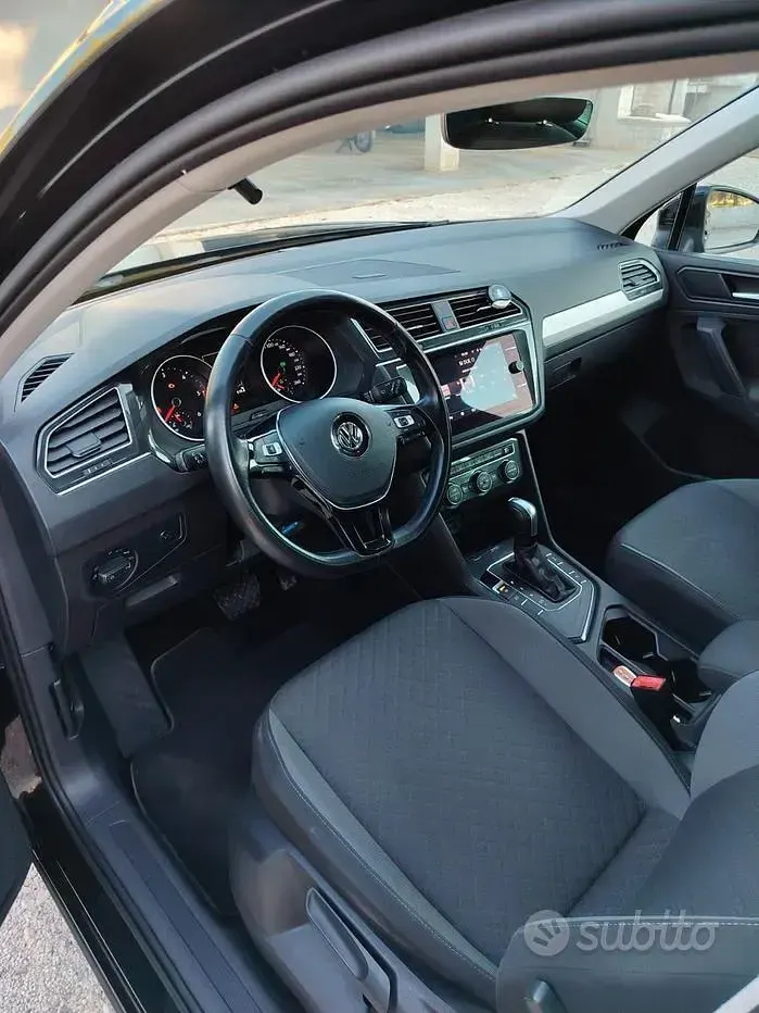 Usata VW Tiguan 150 CV (110 kW) 2019 Nero SUV