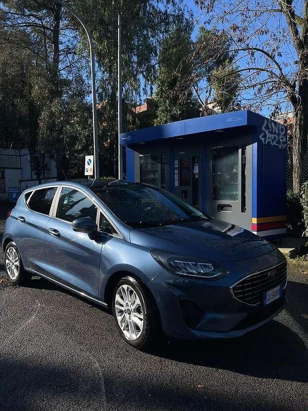 Usata Ford Fiesta Titanium 125 CV (91 kW) 2022 Blu/azzurro Utilitaria