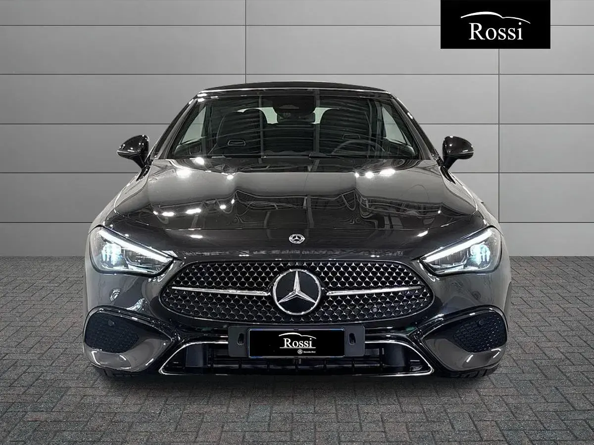 Usata Mercedes CLE220 Advanced 197 CV (144 kW) 2025 Grigio grafite Cabrio