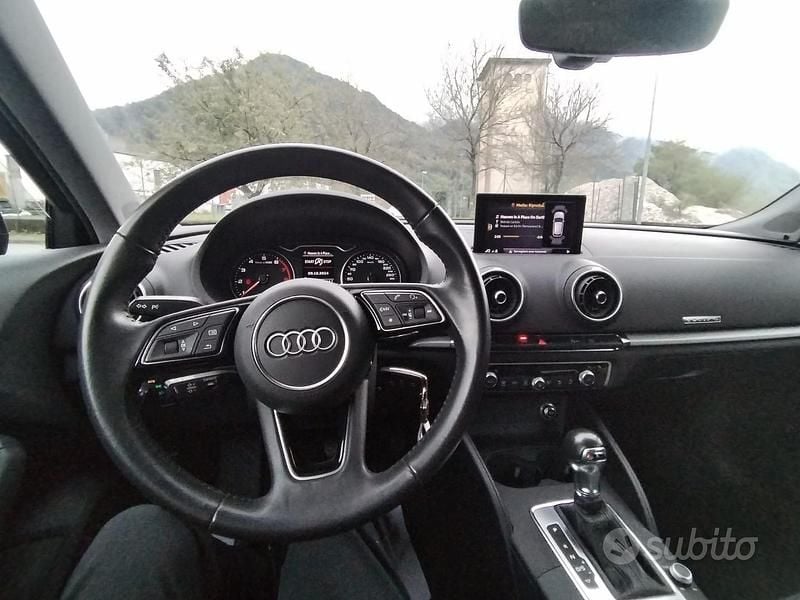 Usado Audi A3 190 CV (139 kW) 2019 Negro Berlina
