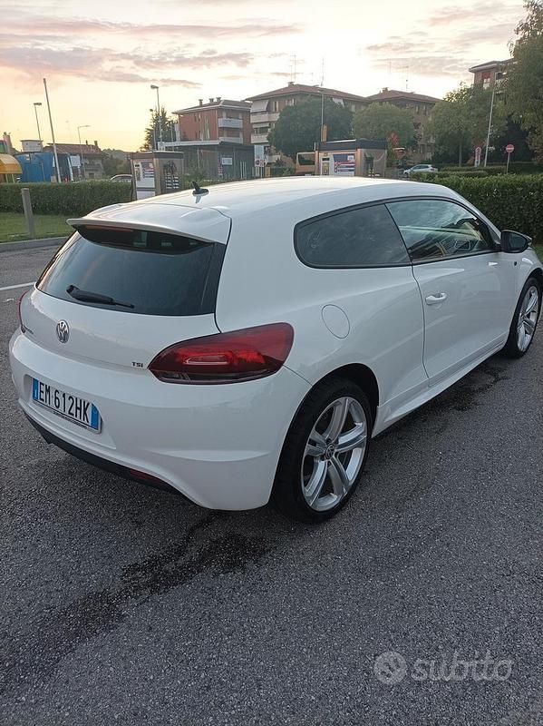 Usata VW Scirocco R-line 160 CV (117 kW) 2012 Bianco Coupé