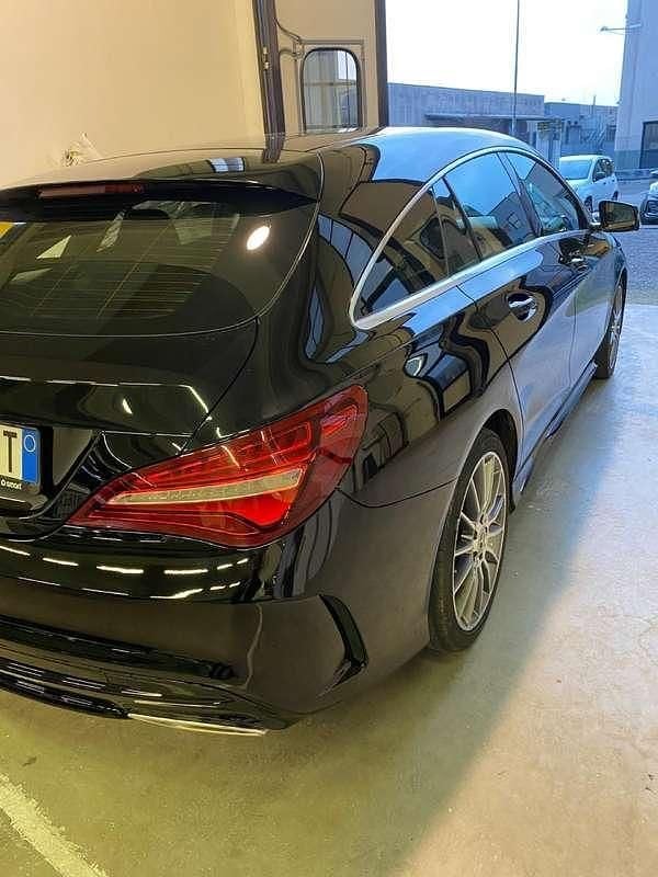 Usata Mercedes CLA220 Shooting Brake Premium 177 CV (130 kW) 2017 Nero Station wagon