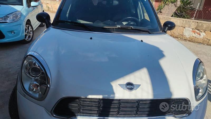 Usata Mini Countryman 2011 Bianco SUV