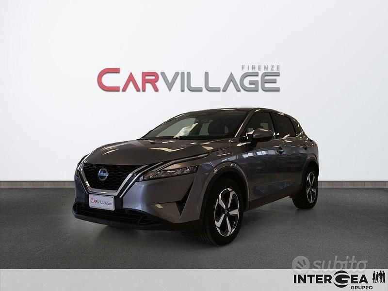Grigio Usata 2024 Nissan Qashqai N-Connecta SUV | 22.400 € (Super prezzo) - Immagine 1/4