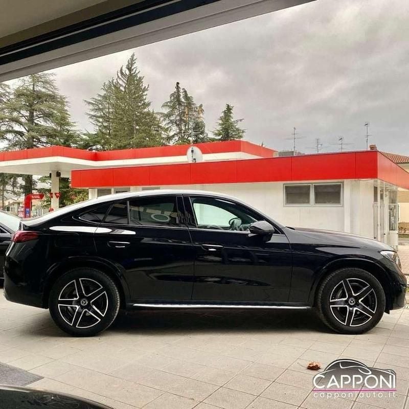 Usata Mercedes GLC220 AMG 197 CV (144 kW) 2023 Nero Coupé