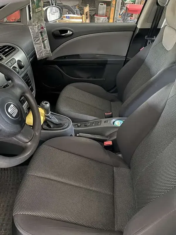 Usata Seat Leon Reference 90 CV (66 kW) 2009 Utilitaria