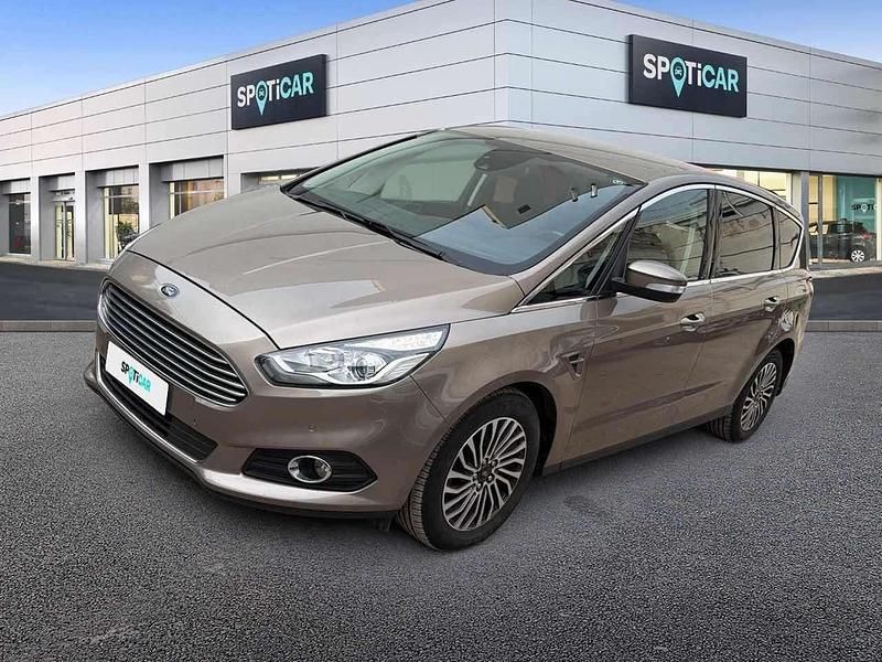 Usata Ford S-MAX Titanium 150 CV (110 kW) 2019 Beige Monovolume
