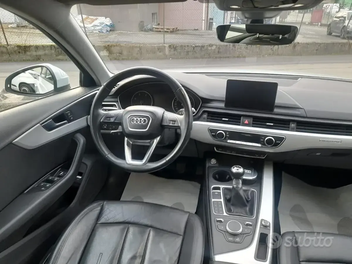 Usata Audi A4 Allroad Business 150 CV (110 kW) 2018 Bianco Station wagon