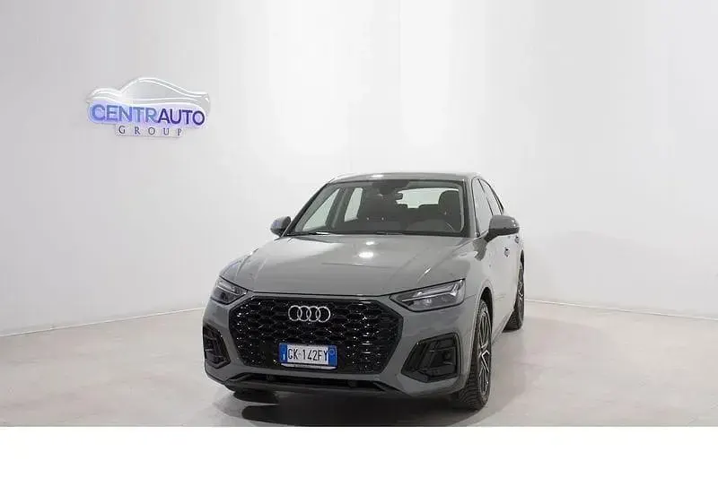 Usata Audi Q5 Sportback S-Line 163 CV (119 kW) 2022 Grigio SUV