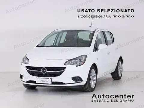 Usata Opel Corsa Innovation 90 CV (66 kW) 2018 Utilitaria