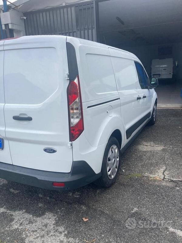 Usato 2017 Ford Tourneo Connect 1.5 Diesel (11.800 €)