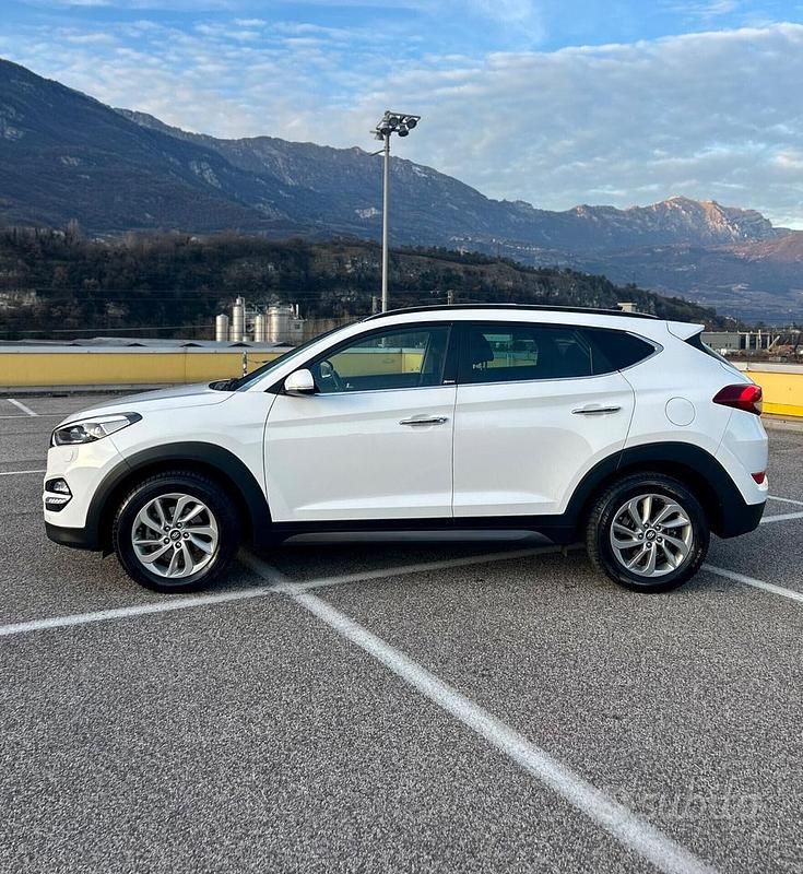 Usata Hyundai Tucson Xpossible 116 CV (85 kW) 2016 Bianco SUV