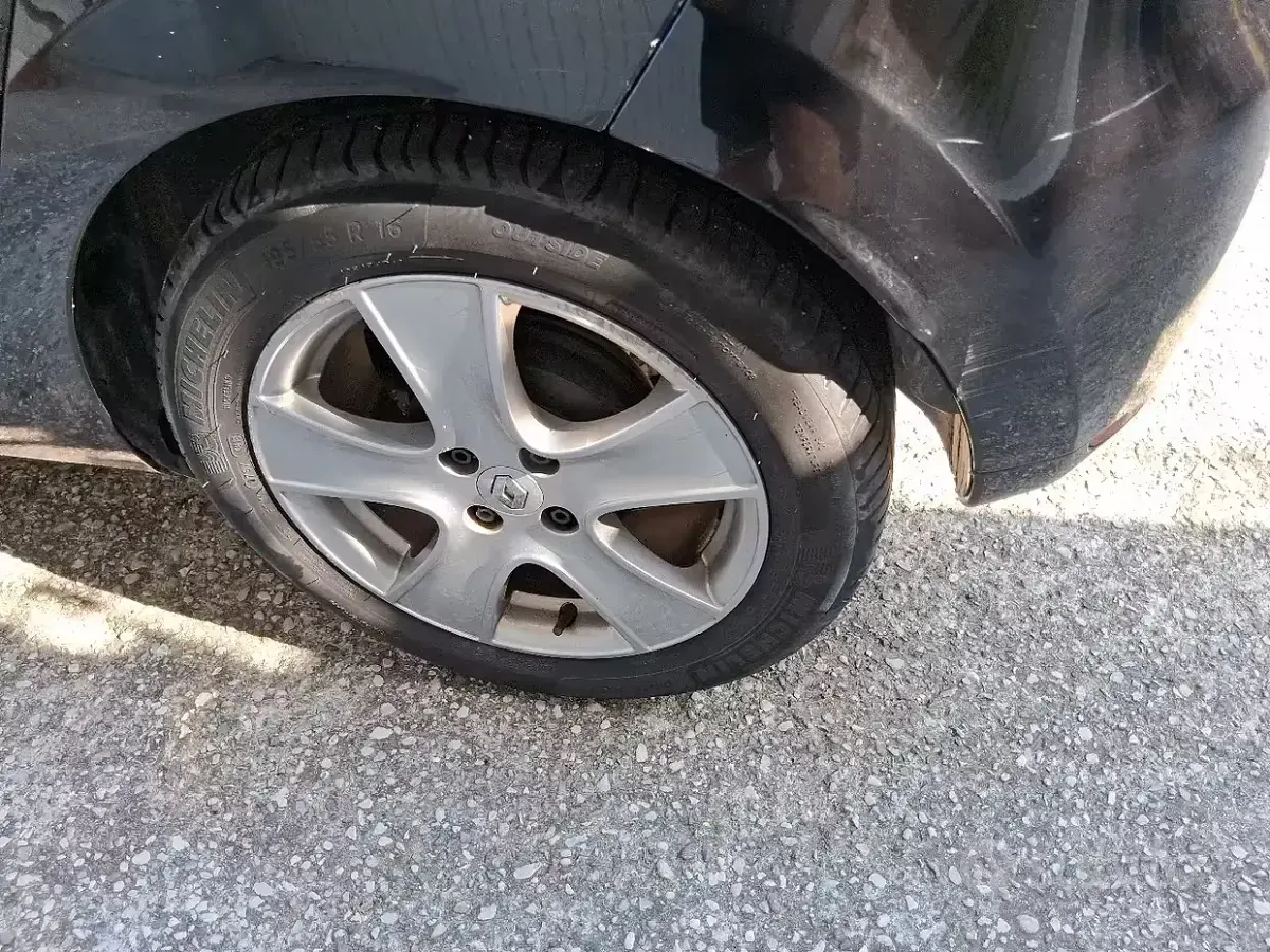 Usata Renault Clio 2012 Nero Berlina