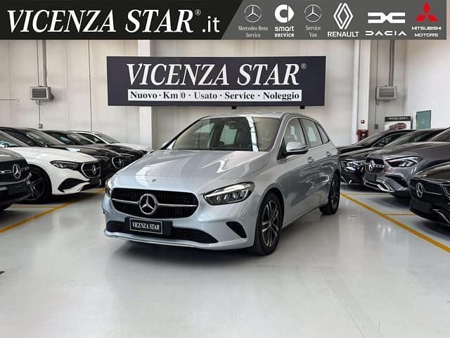 Argento Usata 2024 Mercedes B200 Progressive Monovolume | 28.800 € (Ottimo prezzo) - Immagine 1/4