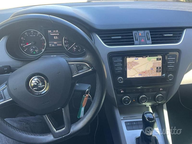 Usata Skoda Octavia 110 CV (80 kW) 2016 Grigio Utilitaria
