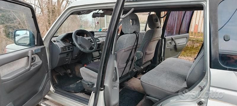 Usata Mitsubishi Pajero 99 CV (72 kW) 1994 Grigio SUV