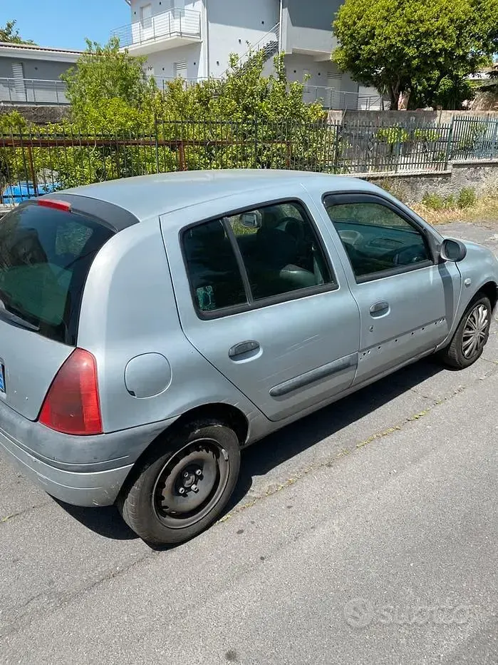 Usata Renault Clio II 2000 Grigio Utilitaria