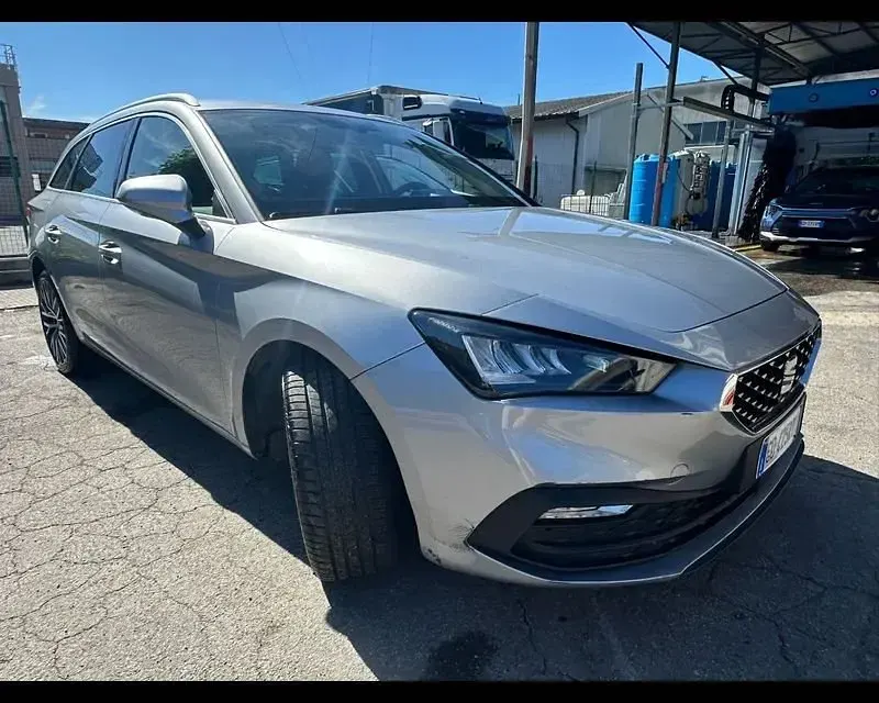 Usata Seat Leon XCELLENCE 150 CV (110 kW) 2021 Argento Station wagon