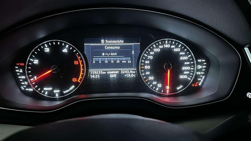 Usata Audi Q5 Business 190 CV (139 kW) 2017 Bianco SUV