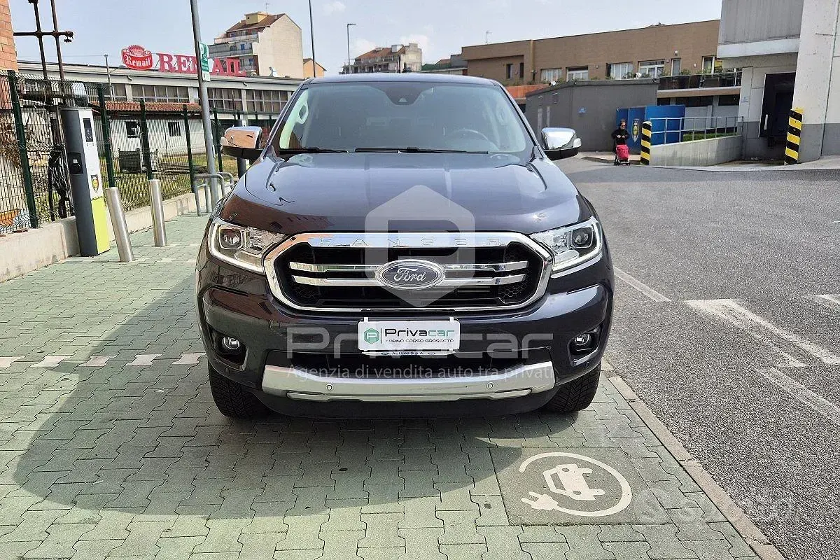 Usata Ford Ranger Limited 170 CV (125 kW) 2023 Grigio Pick-up