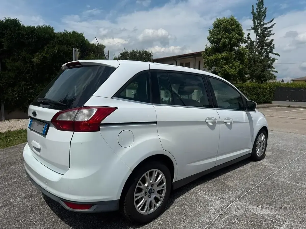 Usata Ford C-MAX Titanium 115 CV (84 kW) 2011 Bianco Monovolume
