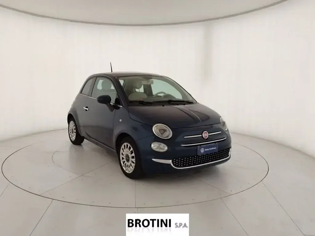 Usata Fiat 500 Lounge 69 CV (50 kW) 2017 Blu metallizzato Utilitaria