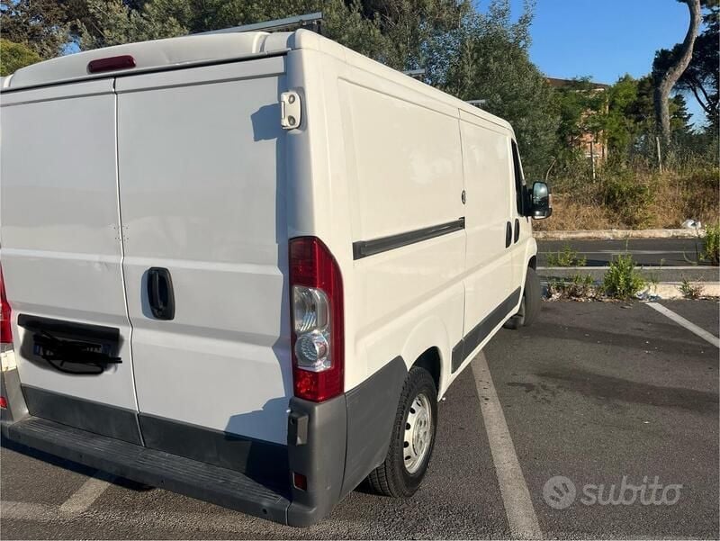 Usata Peugeot Boxer 101 CV (74 kW) 2014 Bianco Furgone