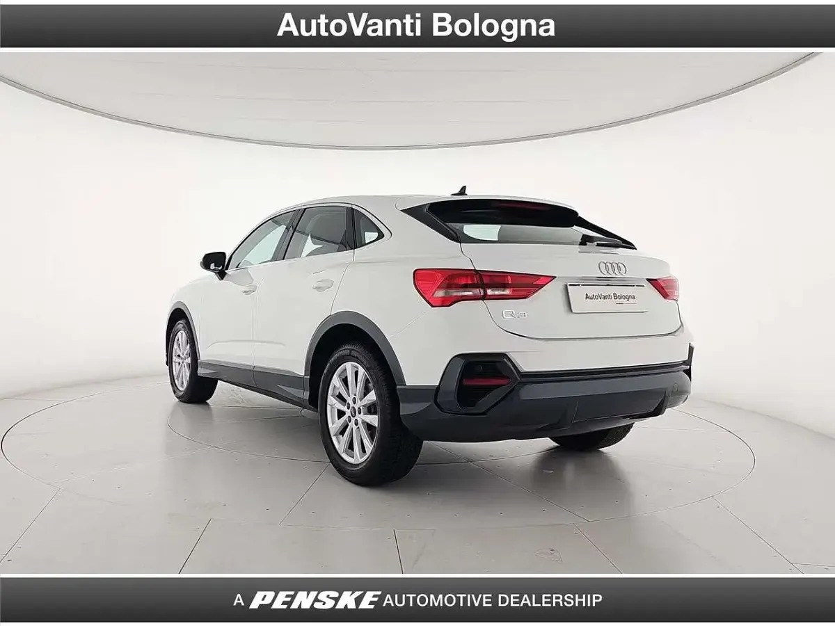 Usata Audi Q3 Business Plus 150 CV (110 kW) 2023 Bianco SUV