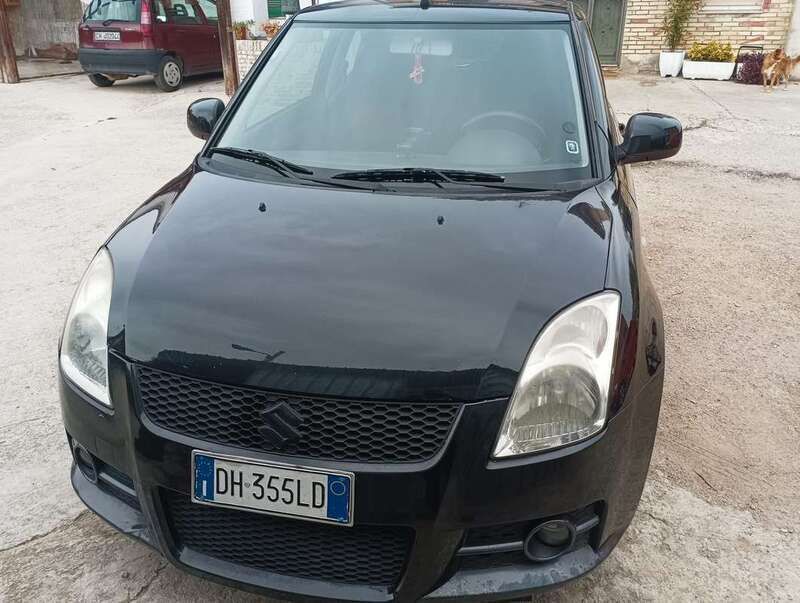 Usata 2007 Suzuki Swift GL Due volumi | 3500 € (Buon prezzo) - Immagine 1/4