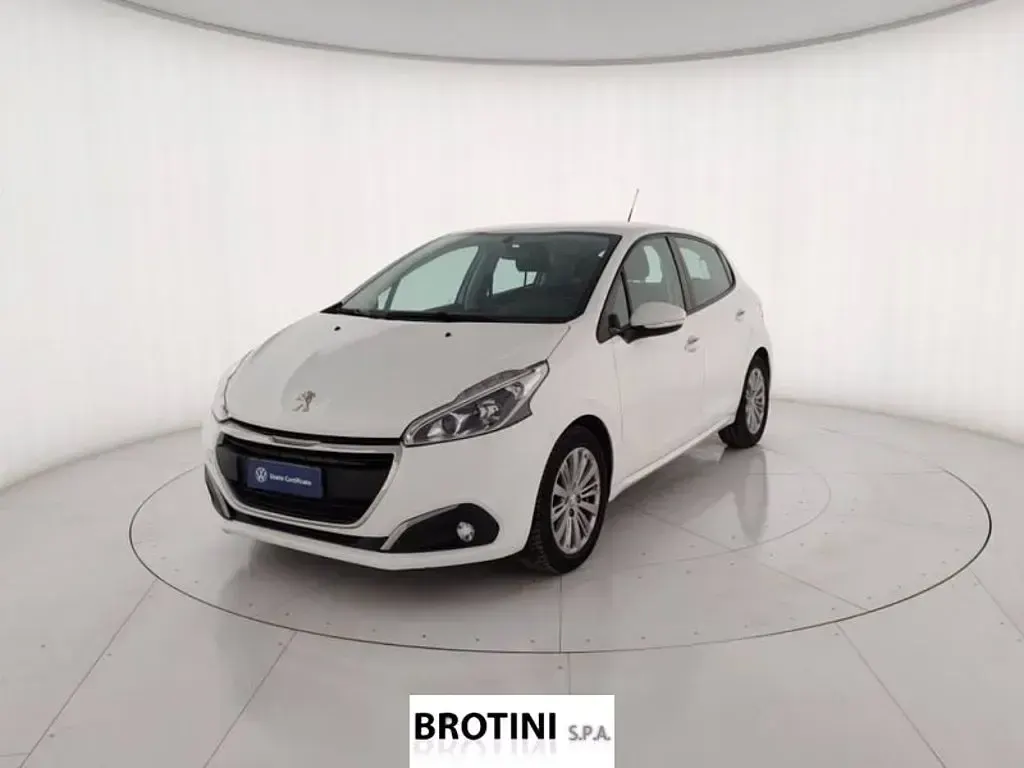 Begagnad Peugeot 208 Active 83 HK (61 kW) 2019 Halvkombi