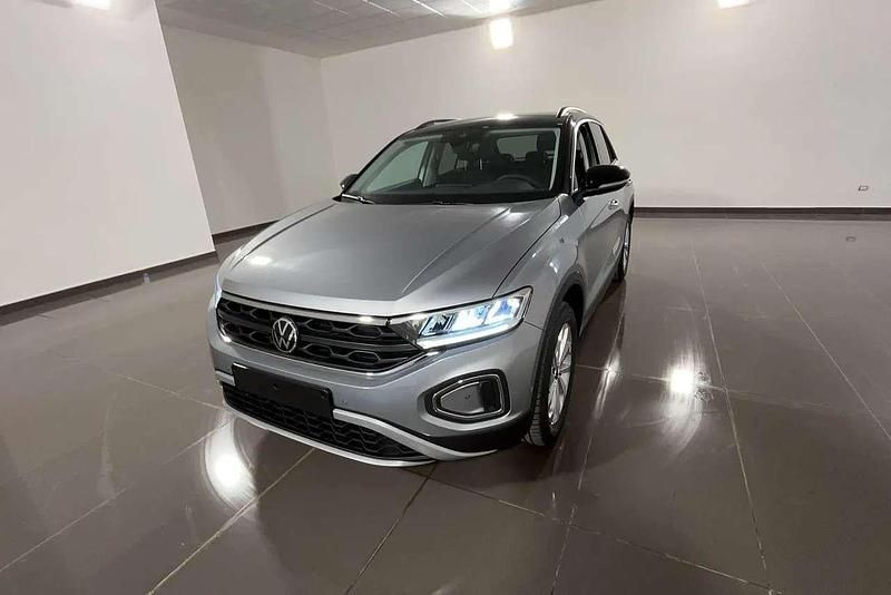 Nuova VW T-Roc Edition 150 CV (110 kW) 2026 Grigio SUV